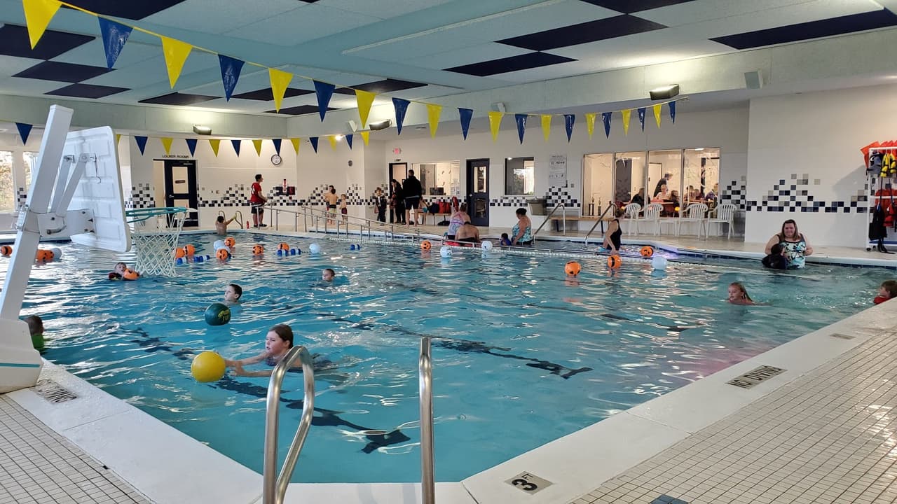 Charlevoix Community Pool