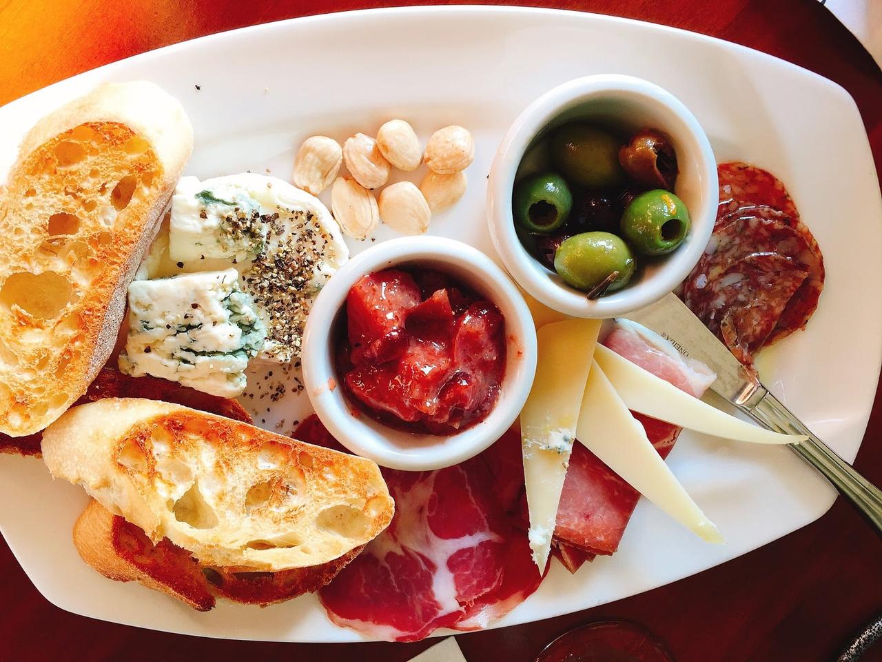 Stafford's Weathervane Restaurant Visit Charlevoix, Michigan