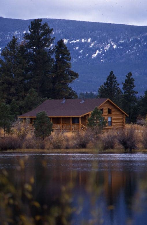 Red Canyon Lodge - Flaming Gorge Country, Utah