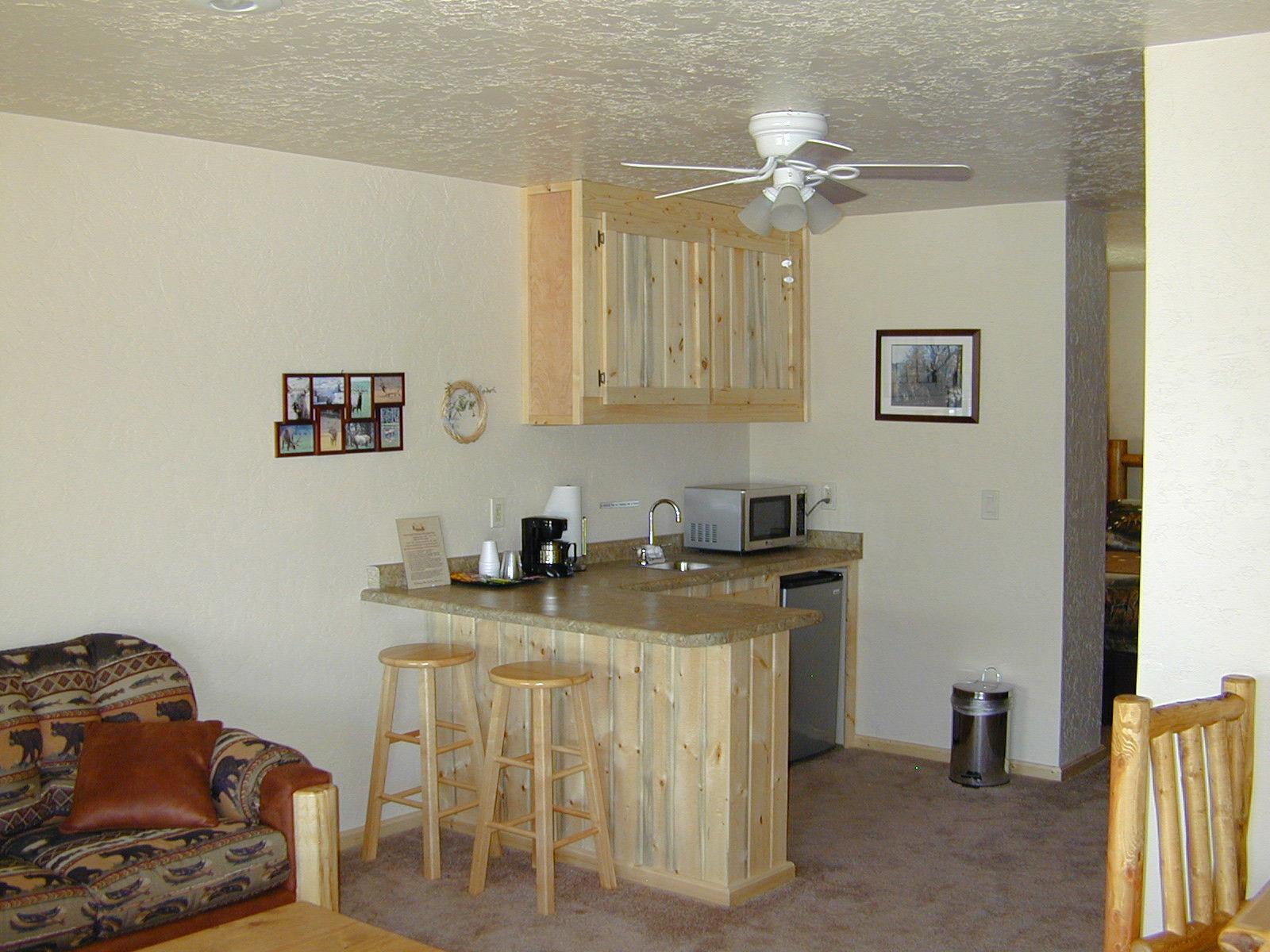 R Hideout Interior1