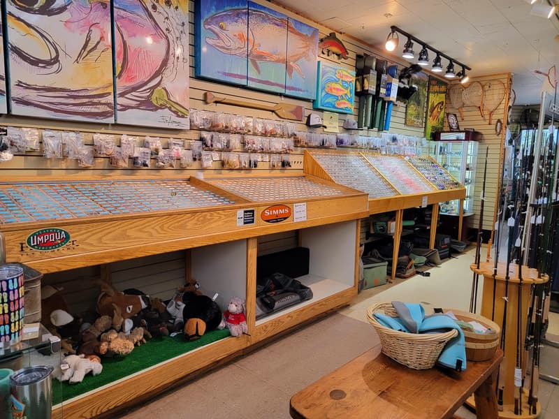 Green River Fly and Tackle Shop Flaming Resort