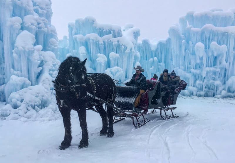 Winter Sleigh Rides and Horseback Riding in Heber Valley